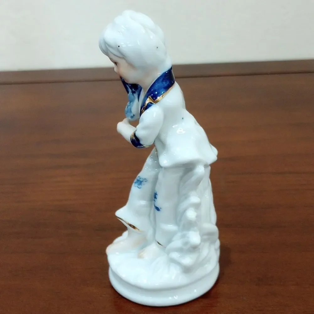 Blue And White Porcelain Figurines - Vintage!